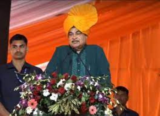 केंद्रीय मंत्री ने बलिया में 6500 करोड़ की विकास परियोजनाओं का शिलान्यास व लोकार्पण किया