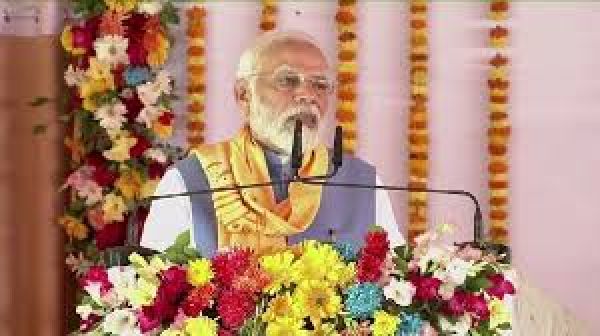 प्रधानमंत्री ने 91 एफएम ट्रांसमीटर्स का उद्धाटन किया