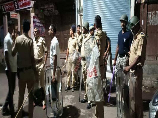 महाराष्ट्र के अमलनेर शहर में हिंसक झड़क के बाद लगा कर्फ्यू