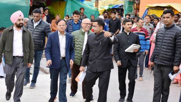 पीएमओ के अधिकारियों ने किया बदरीनाथ पुनर्निर्माण के कार्यों का स्थलीय निरीक्षण