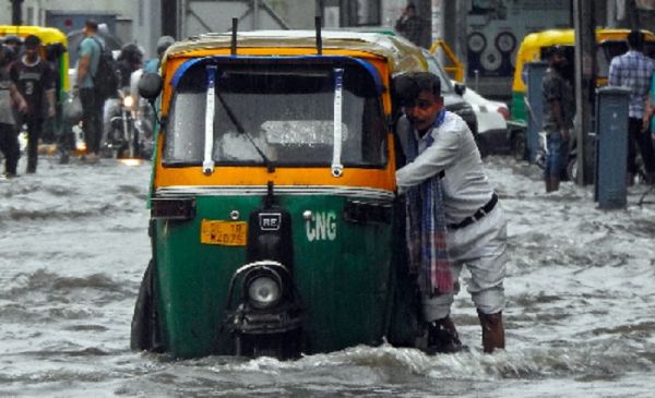 राष्ट्रीय राजधानी क्षेत्र में आज भी बारिश का पूर्वानुमान, यमुना नदी उफान पर