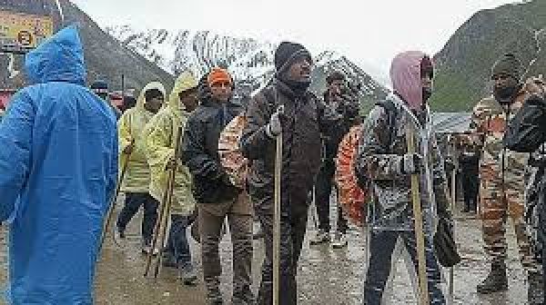 अमरनाथ यात्रा : श्रद्धालुओं का 11वां जत्था जम्मू-आधार शिविर से बालतल और पहलगाम के लिए हुआ रवाना