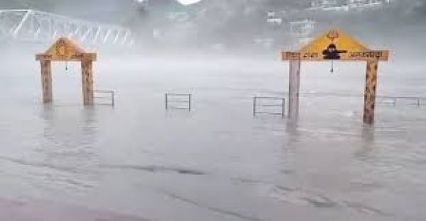 मौसम विभाग का उत्तराखंड और हिमाचल प्रदेश के लिए ऑरेंज अलर्ट जारी; प्रधानमंत्री ने दिल्ली में बाढ़ की स्थिति की समीक्षा की