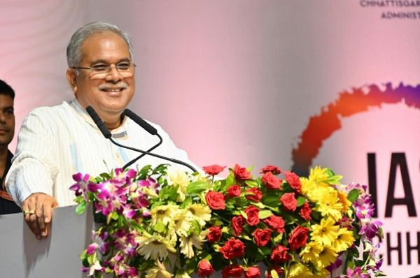 शासन की योजनाओं के क्रियान्वयन में आईएएस अधिकारियों की महती भूमिका: मुख्यमंत्री