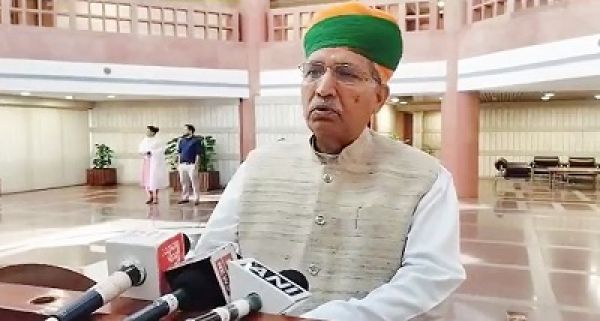 प्रधानमंत्री की अध्यक्षता में संसद परिसर में आज भारतीय जनता पार्टी संसदीय दल की बैठक हुई