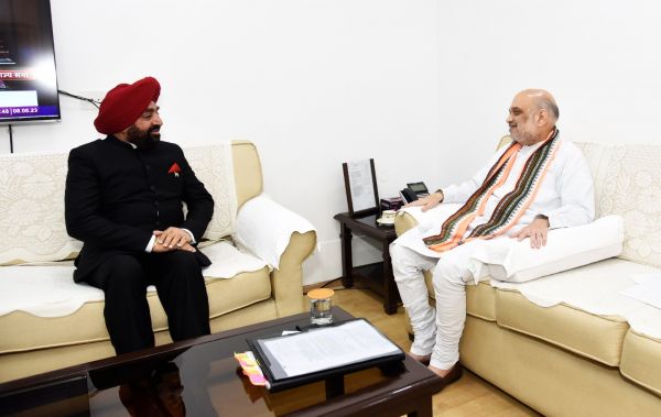 उत्तराखंड के राज्यपाल ने अमित शाह से की भेंट, राज्य से जुड़े विषयों पर की चर्चा