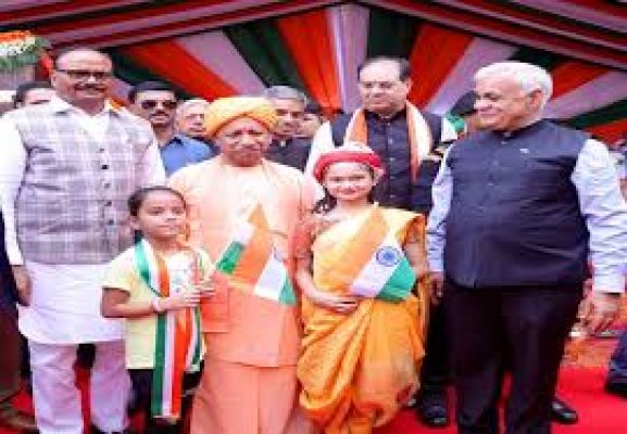 प्रधानमंत्री के पंच प्रण से जुड़ कर हर नागरिक को ईमानदारी से कार्य करना होगा : योगी