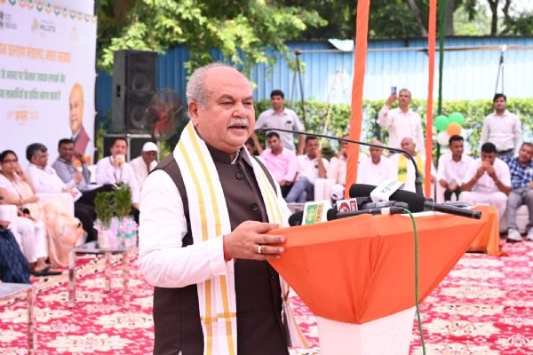 किसान हित हमारी प्राथमिकता : तोमर