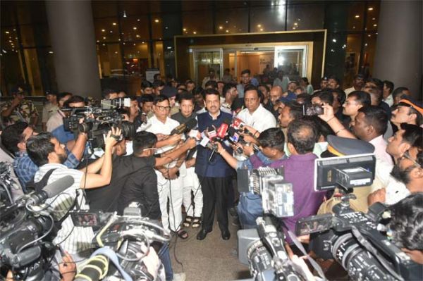 जापानी निवेशकों से महाराष्ट्र में बड़े निवेश की संभावनाः फडणवीस