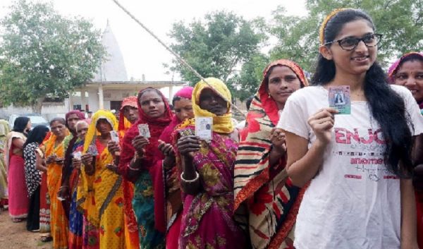 देश के छह राज्यों की सात विधानसभा सीटों पर उपचुनाव के लिए मतदान शुरू