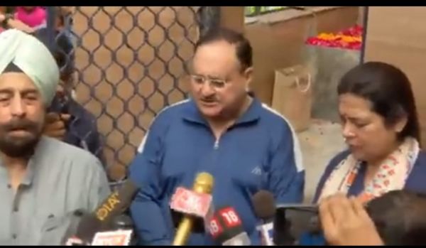 जेपी नड्डा ने स्वच्छता ही सेवा अभियान में लिया हिस्सा