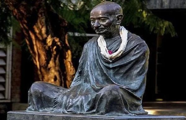 इतिहास के पन्नों में 02 अक्टूबरः साबरमती के संत तूने कर दिया कमाल