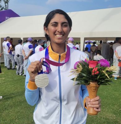 अदिति अशोक ने रचा इतिहास, एशियन गेम्स गोल्फ में मेडल जीतने वाली पहली भारतीय महिला खिलाड़ी बनीं