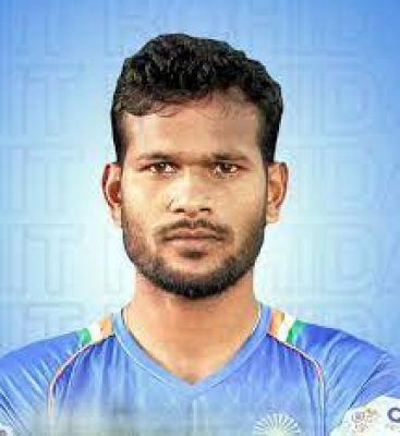 हाकी खिलाड़ी अमित रोहिदास को केन्द्रीय शिक्षा मंत्री ने दी बधाई