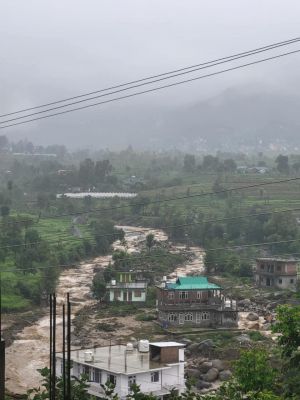 हिमाचल प्रदेश में 05 से 07 जुलाई तक भारी वर्षा का पूर्वानुमान , मंडी में राहत और बचाव कार्य जारी