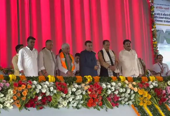 केन्द्रीय मंत्री गडकरी ने झारखंड के गढ़वा में दी दो राष्ट्रीय राजमार्ग परियोजनाओं की सौगात, किया शिलान्यास
