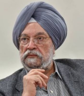 स्वामी विवेकानंद की पुण्यतिथि पर हरदीप पुरी ने अर्पित की श्रद्धांजलि