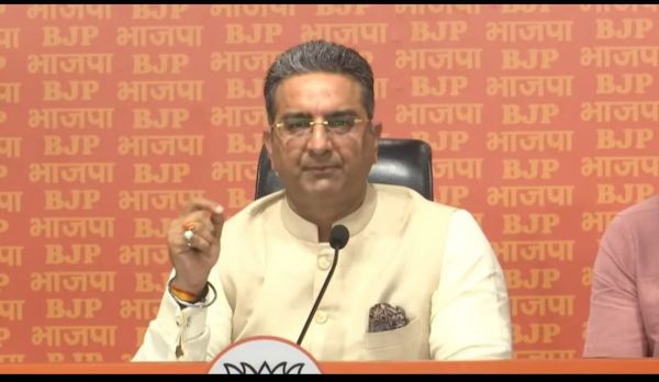 खरगे की राष्ट्रपति मुर्मु पर टिप्पणी दलित विरोधी मानसिकता का परिचायकः भाजपा
