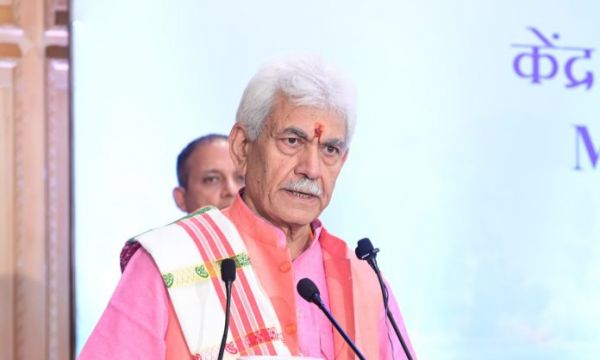 जम्मू और कश्मीर पिछले 4-5 वर्षों में अपने अशांत इतिहास से उभरा : उपराज्यपाल