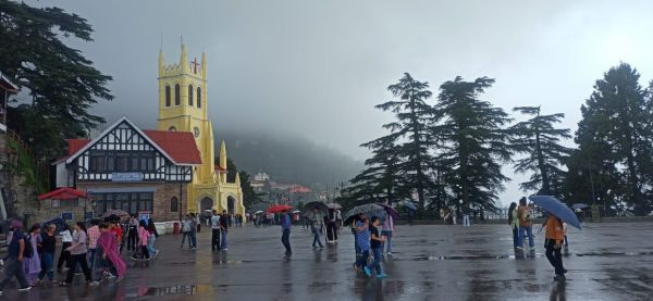 हिमाचल प्रदेश में 17 जुलाई तक भारी बारिश की चेतावनी, कई जिलों में येलो अलर्ट