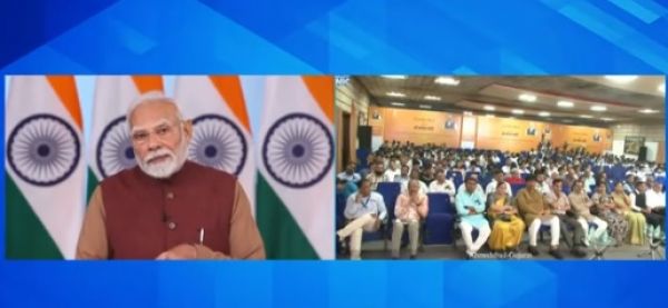प्रधानमंत्री ने रोजगार मेले में 51 हजार से अधिक युवाओं को नियुक्ति पत्र वितरित किए