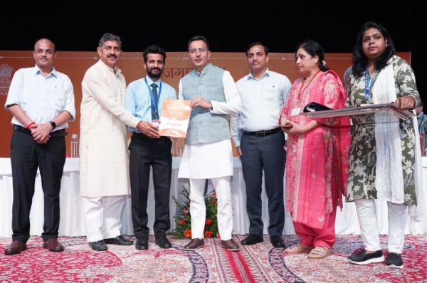 प्रधानमंत्री रोजगार मेला: जम्मू संभाग में 237 उम्मीदवारों को नियुक्ति पत्र