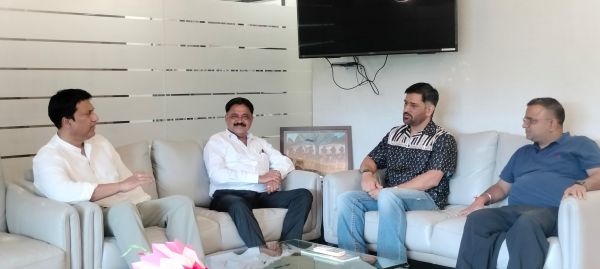  झारखंड में खेल और पर्यटन को बढ़ावा देने के लिए करेंगे काम : धोनी
