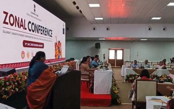 महिलाओं और बच्चों के संपूर्ण सशक्तिकरण के लिए मप्र सरकार निरंतर प्रयासरत : निर्मला भूरिया