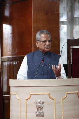 भाषा केवल संवाद नहीं, वह हमारी अस्मिता हैः ओम प्रकाश माथुर