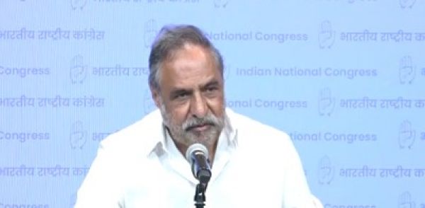 विदेश नीति को कमजोर कर रही है सरकार, संसद सत्र में व्यापक चर्चा हो: आनंद शर्मा