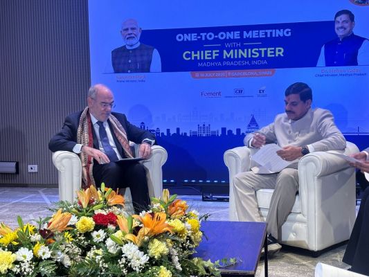  मध्यप्रदेश के मुख्यमंत्री ने स्पेन में की निवेश, शिक्षा और सांस्कृतिक सहयोग की नई पहल