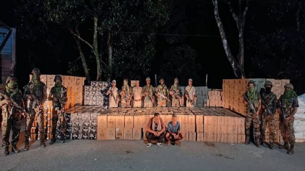 मणिपुर में राष्ट्रीय राजमार्ग-37 पर एक करोड़ की अवैध शराब जब्त, दो गिरफ्तार