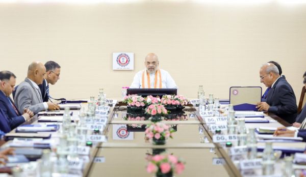 गृह मंत्री अमित शाह ने कानून एजेंसियों को आतंकवादियों और तस्करों को देश वापस लाने के लिए ठोस कार्रवाई के निर्देश दिए