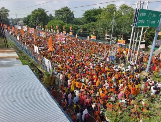 मप्र के कुबेरेश्वर धाम में 3 दिन में 7 श्रद्धालुओं की मौत, तेज आवाज में डीजे बजाने वाले 8 संचालकों पर कार्रवाई