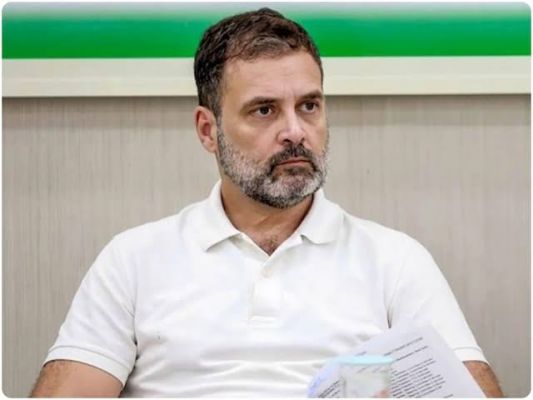 राहुल गांधी के नेतृत्व में सोमवार को इंडी गठबंधन के नेता संसद से चुनाव आयोग तक निकालेंगे मार्च, वोट चोरी का आरोप
