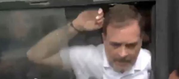 यह राजनीतिक नहीं, संविधान बचाने की लड़ाई: राहुल गांधी