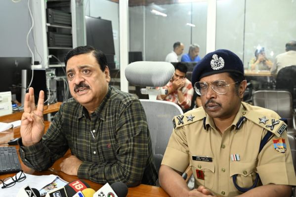उत्तरकाशी : आपदाग्रस्त इलाकाें से अब तक 1278 लाेग निकाले गए, 42 लापता लाेगाें में सेना के नाै जवान