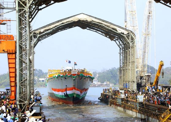 भारतीय नौसेना 26 अगस्त को दो अग्रिम पंक्ति के स्टील्थ फ्रिगेटों को नौसेना में शामिल करेगी
