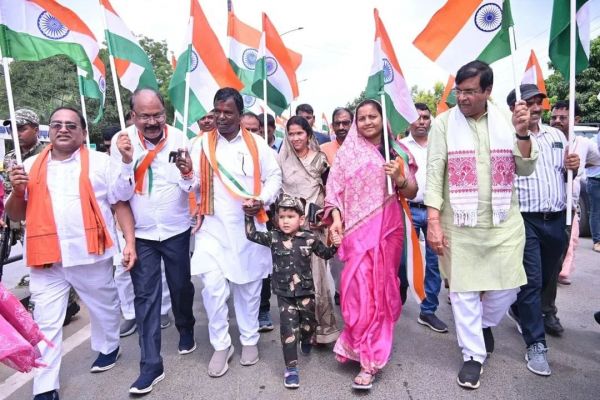 छत्तीसगढ़ : तिरंगा रैली में शामिल हुईं महिला एवं बाल विकास मंत्री श्रीमती लक्ष्मी राजवाड़े