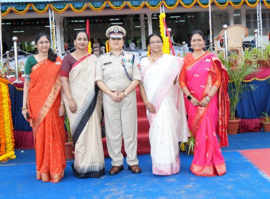 दक्षिण-मध्य रेलवे ने इतिहास रचा, पांच प्रमुख विभाग महिलाओं के नेतृत्व में