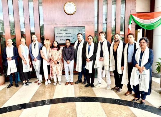 जर्मन प्रतिनिधिमंडल ने किया मध्य प्रदेश राज्य इलेक्ट्रॉनिक्स विकास निगम लिमिटेड का भ्रमण
