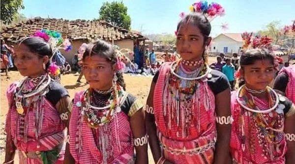 मप्र में जनजातीय परिवारों को सशक्त करने के लिए बनेगा तीन लाख 'आदि कर्मयोगियों' का समर्प&zwj;ित संवर्ग