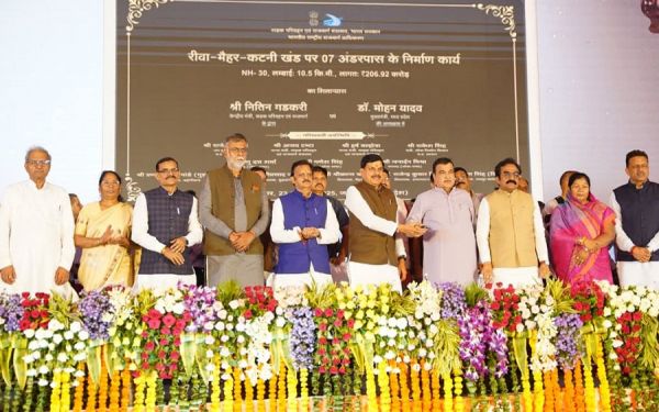 केंद्रीय मंत्री गडकरी ने जबलपुर में किया मध्य प्रदेश के सबसे बड़े फ्लाईओवर का लोकार्पण