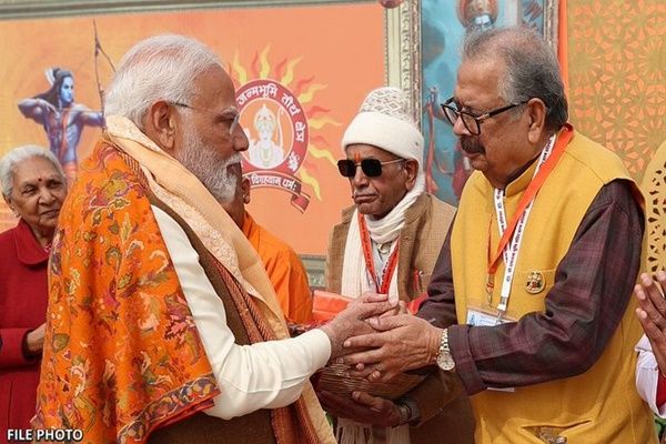  प्रधानमंत्री मोदी ने श्री राम जन्मभूमि ट्रस्ट सदस्य विमलेंद्र मोहन प्रताप मिश्र के निधन पर शोक व्यक्त किया