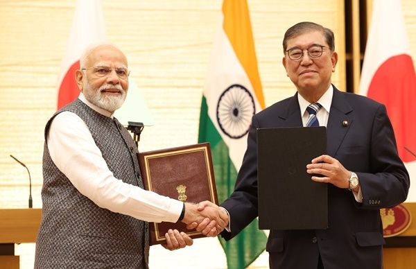 पीएम मोदी और जापानी पीएम इशिबा के बीच शिखर वार्ता, भारत-जापान साझेदारी के लिए नया 10-वर्षीय रोडमैप जारी