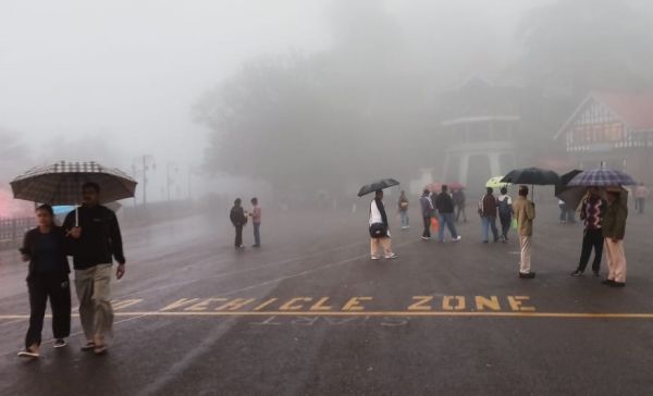 हिमाचल में भारी बारिश का अलर्ट, 5 नेशनल हाईवे और 1334 सड़कें बंद, भाखड़ा डैम के चारों फ्लड गेट खोले गए