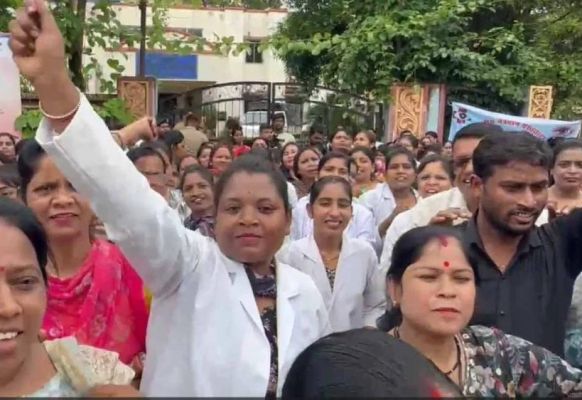 छत्तीसगढ़ में राष्ट्रीय स्वास्थ्य मिशन के 16500 कर्मचारियों ने दिया इस्तीफा