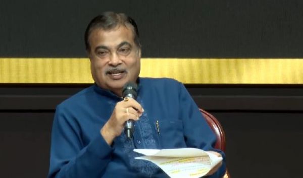 देश में 20 लाख बसें, 90 फीसदी निजी, हमारा जोर क्वालिटी पर: गडकरी