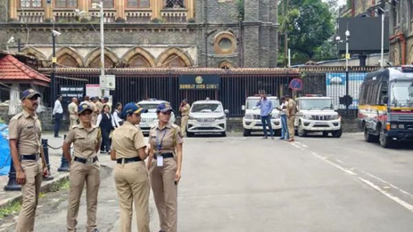 बॉम्बे हाईकोर्ट को बम से उड़ाने की धमकी निकली झूठी, तलाशी में पुलिस को कुछ भी संदिग्ध नहीं मिला