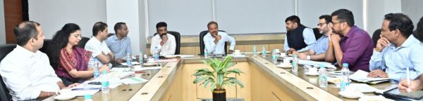 छत्तीसगढ़ : मुख्यमंत्री के प्रमुख सचिव ने नक्सल प्रभावित जिलों में विकास कार्यों की समीक्षा की